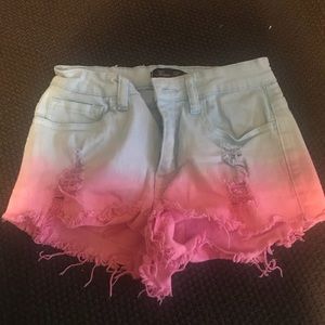 OMBRÉ JEAN SHORTS!! XS